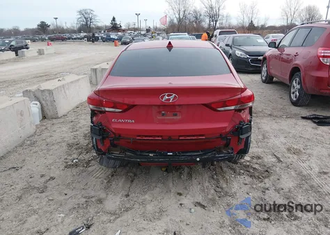 2017 Hyundai Elantra Se z USA, uszkodzony, nr VIN 5NPD84LF0HH049411
